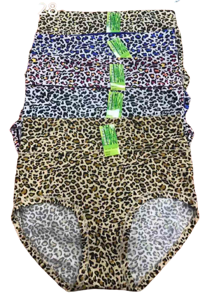 

Женские мягкие бамбуковые трусы с леопардовым принтом, размер от 48 до 54