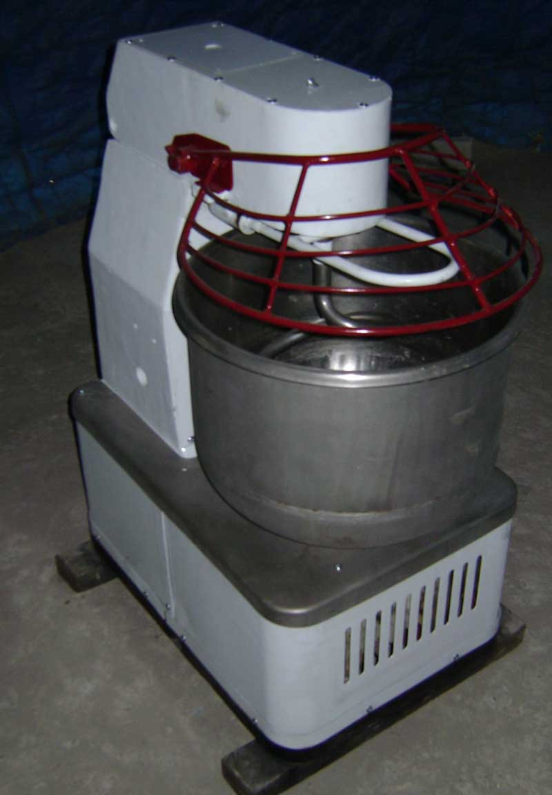 Тестомеc Л4-ХТИ 30л.: продажа, цена в Каменском. Миксеры и тестомесы ...