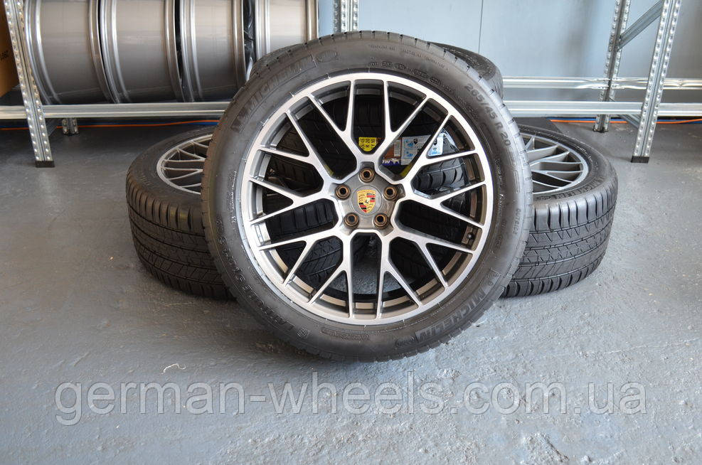 Колеса 20" Porsche Macan RS Spyder