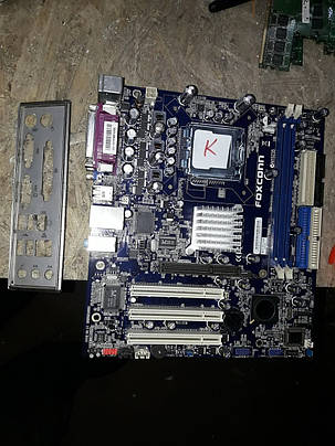 Мат. плата Foxconn P4M800P7MB-RS2H LGA775 MicroATX 2DDR2, фото 2