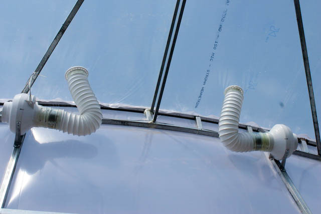 наддув промислової теплиці