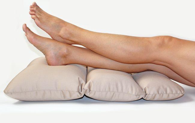 Подушка для снятия и профилактики отечности ног при варикозе ТМ Лежебока - фото 1 - id-p595189688