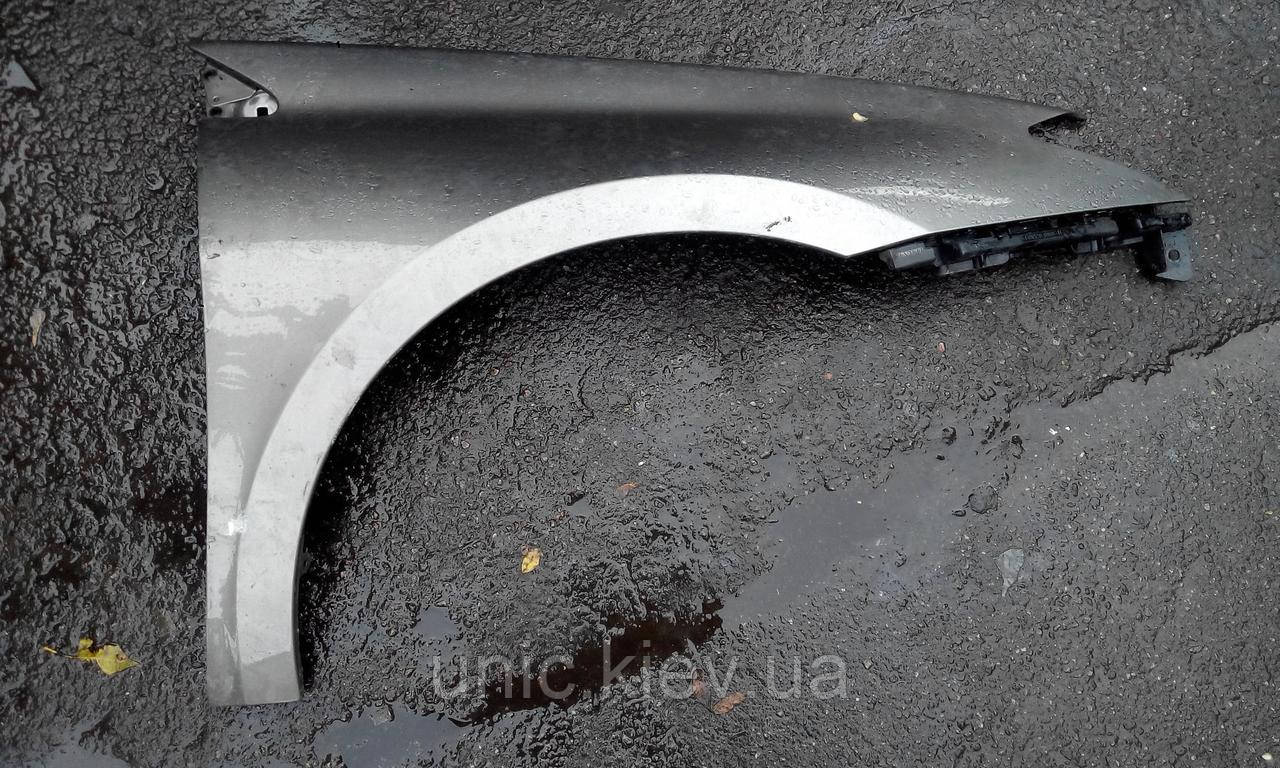 Крило переднє праве Рено Лагуна 3 б/в (631000032R)