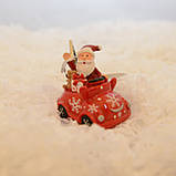 LV 106810 Новорічна іграшка тримач для карток "Дід Мороз на святковому автомобілі", фото 2