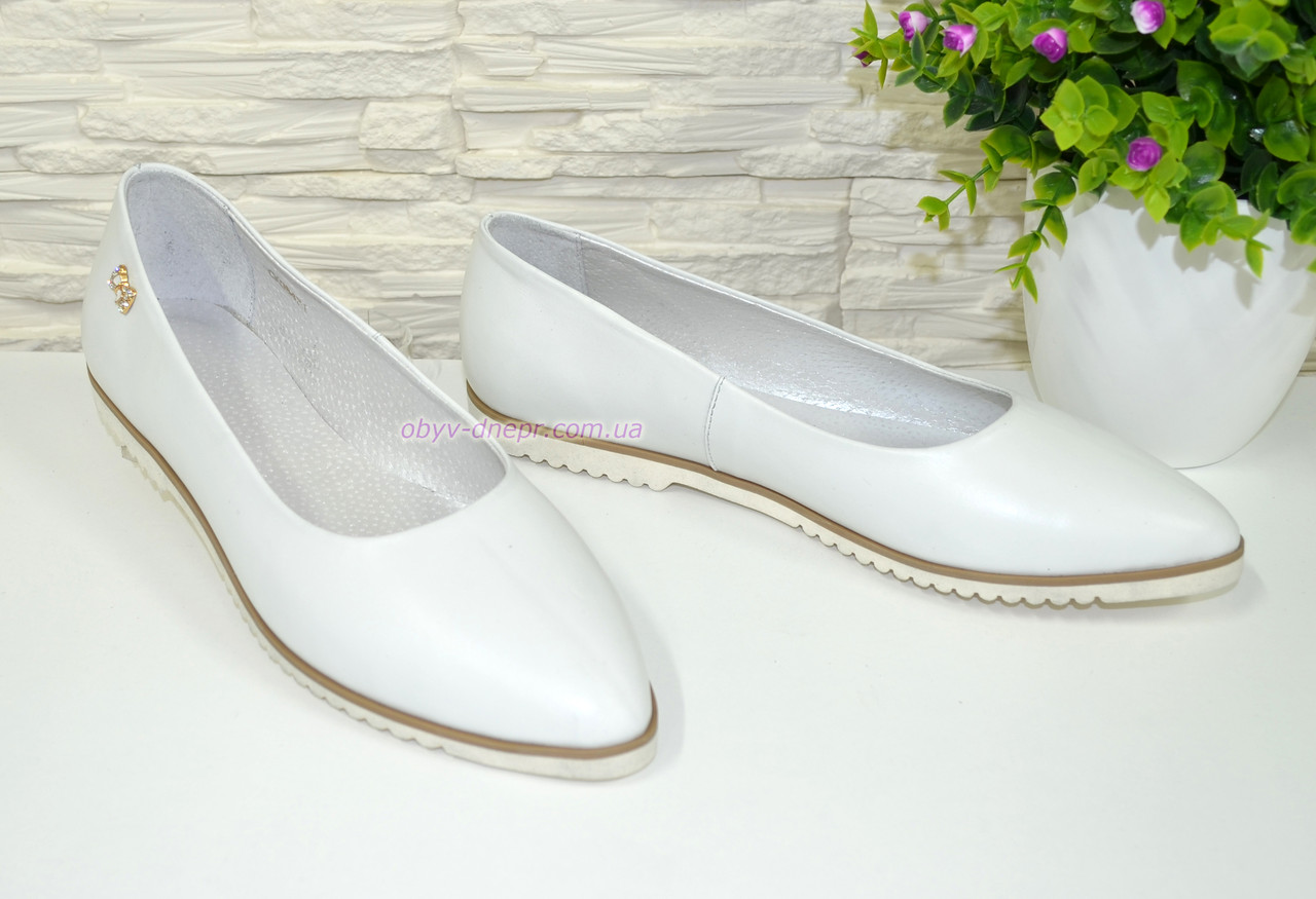 Туфли-балетки женские белые кожаные с заостренным носком - фото 3 - id-p610397347