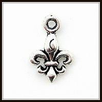 Метал. підвіска "геральдична лілія" срібло (1,5х1 см) 20 шт. в уп.