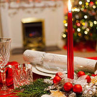 Як створити святковий стіл на Новий рік з допомогою новорічної тканини