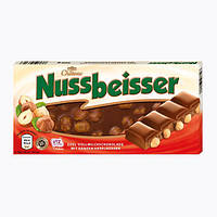 Молочный шоколад Nussbeisser с цельным лесным орехом 100гр. Германия