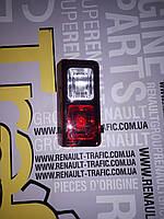 Ліхтар заднього ходу правий Renault Trafic 15-> Оригінал б\у 265598668R