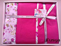 Комплект постільної білизни з пледом PIKE FIRST CHOICE евро