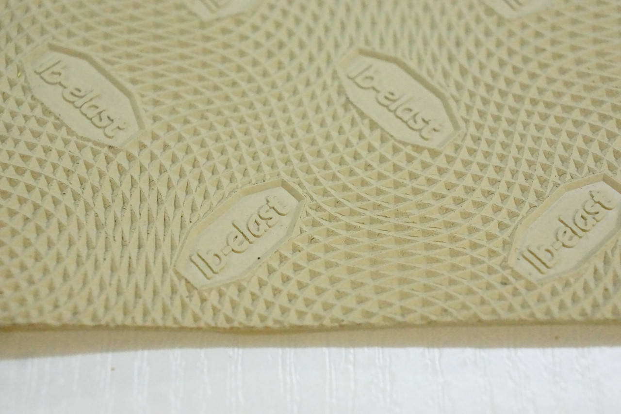 

Резина подметочная "LB-ELAST" 560*440 т.2,0мм. цвет светло- бежевый, Черный