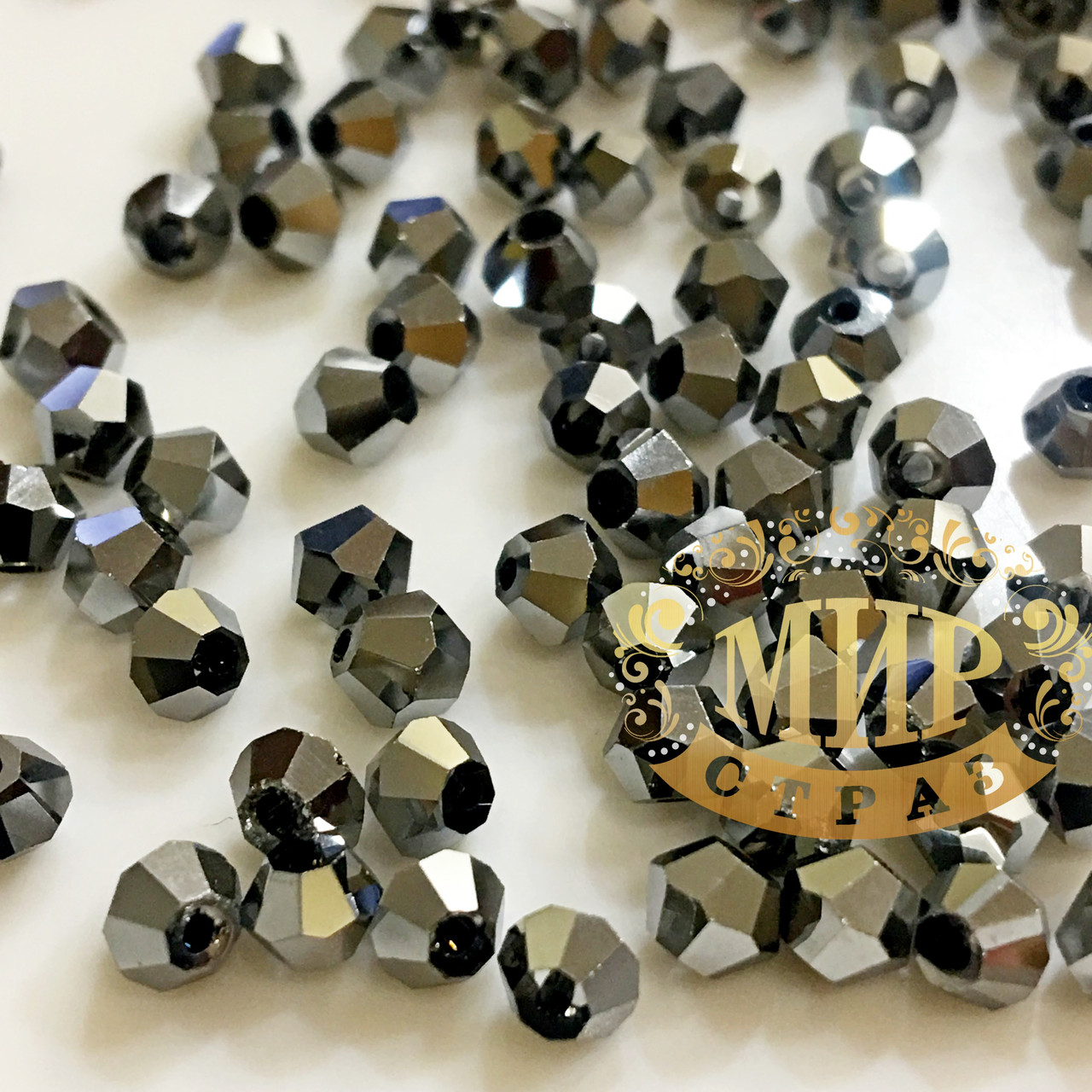 Бусины биконусы Премиум, цвет Hematite, 4mm (1шт) - фото 1 - id-p612856106