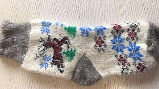 Шкарпетки жіночі з орнаментом на козячому пусі (кругові)
