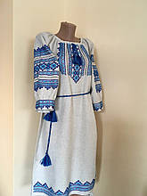 Сукня жіноча вишита ручної роботи на сірому льоні