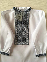 Вишиванка біла ручної роботи для хлопчика на 1-2 роки