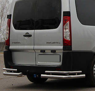 Захист заднього бампера на Citroen Jumpy (2007-2016)