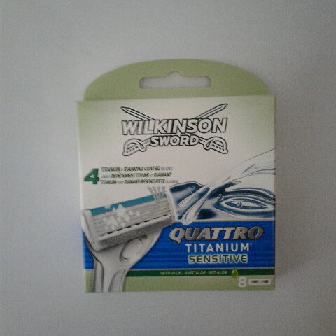 Касети чоловічі для гоління Wilkinson Sword (Schick) Quattro titanium sensitive 8 шт. ( Шик Тітаніум)
