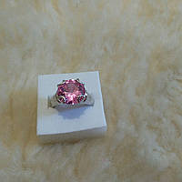 Милое кольцо с розовым сапфиром. Бижутерия