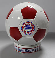 Сувенірний настільний футбольний м'яч із символікою FC Bayern Munchen.