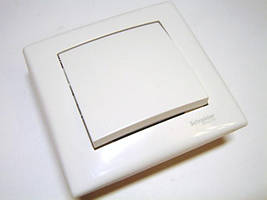 Schneider Electric серія Sedna (слонова кістка)