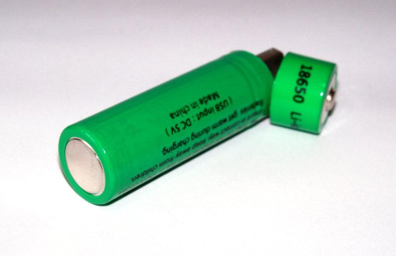 Аккумулятор 18650 Li-ion 4.2v USB18650 3800mah c USB зарядкой - фото 2 - id-p614135622