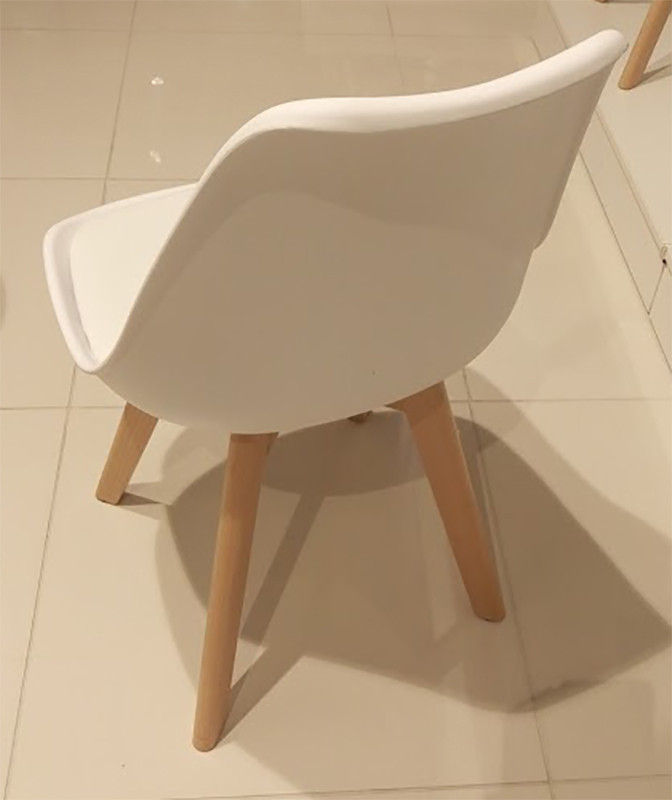 Стул Meet M8 из серии DSM Eames Style, белый пластиковое сиденье с мягкой подушкой на буковых ножках - фото 3 - id-p614988503