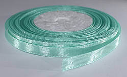 Стрічка атласна. Колір — м'ятний. Ширина — 0,7 см, довжина — 23 м
