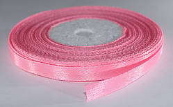 Стрічка атласна. Колір рожевий насичений. Ширина — 0,7 см, довжина — 23 м