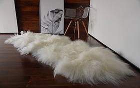 Килимок із двох овечих шкур із довгим ворсом