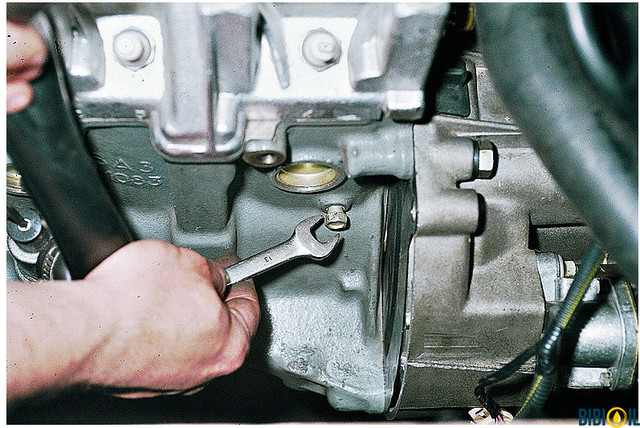 Процедура остывания двигателя перед подготовкой к сливу антифриза