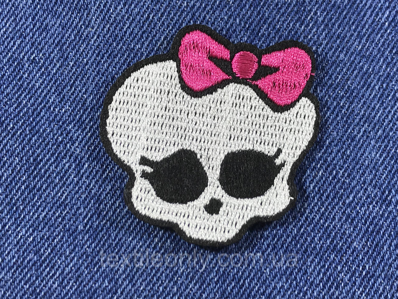 Нашивка monster high 50х50 мм
