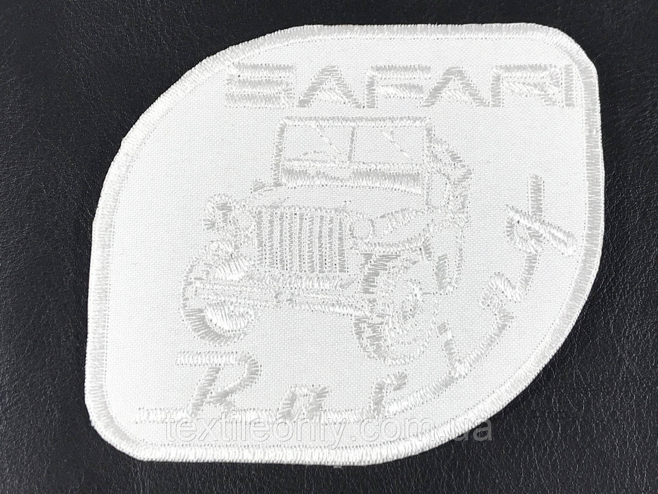 Нашивка safari racing колір білий 110х98 мм