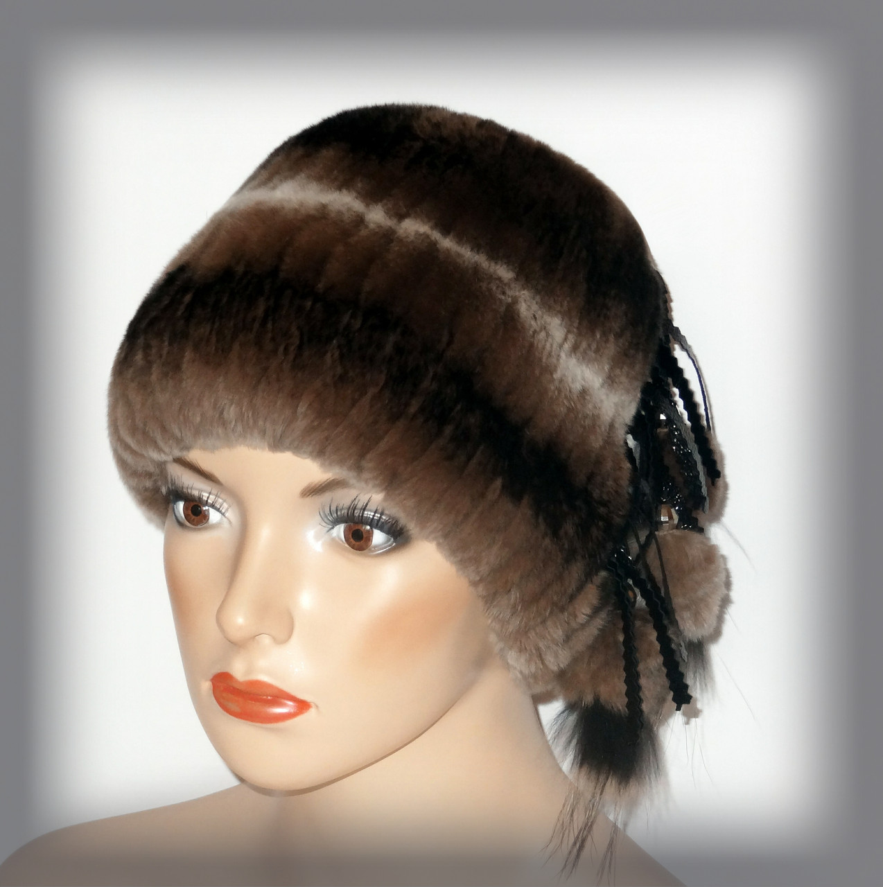 Жіноча шапка з натурального хутра Rex Rabbit (коричнева кубанка)