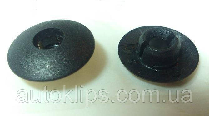 Кліпса кріплення порогу Opel Astra F, Tigra, Vectra A, Omega B ОЕМ: 164890