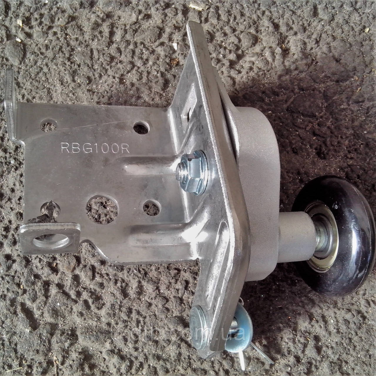 Кронштейн нижний с роликом RBG100R для ворот секционных Alutech - фото 3 - id-p541072946