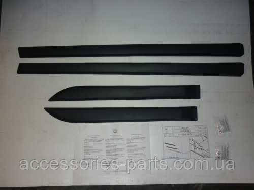 Молдинги дверей Renault Logan Нові Оригінальні , фото 1