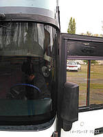 Изготовление и замена лобового стекла на автобус Neoplan 117 в Никополе