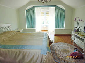 Атласные шторы в арке. Софиевская Борщаговка