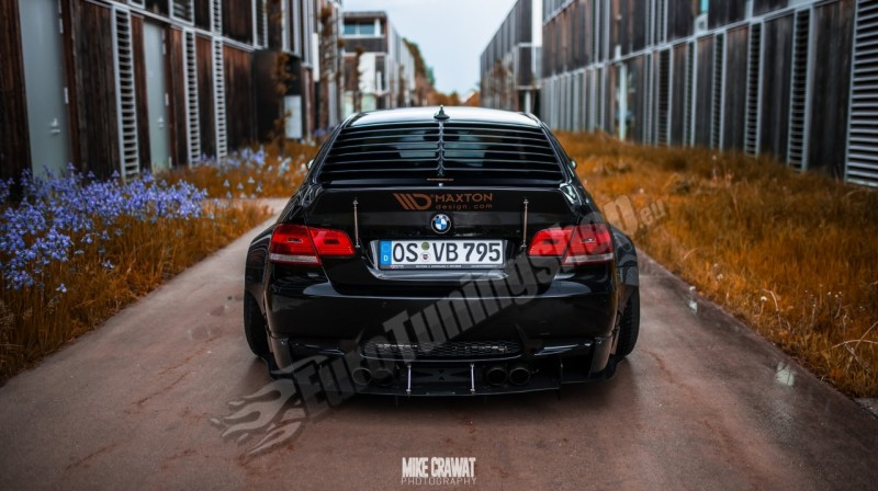 НАКЛАДКА НА ЗАДНІШЕ СТЕКЛО BMW M3 E92