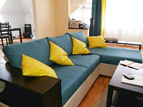 Подушки под цвет штор в зал. Ирпень