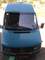 Изготовление и замена лобового стекла на Mercedes Sprinter  в Никополе