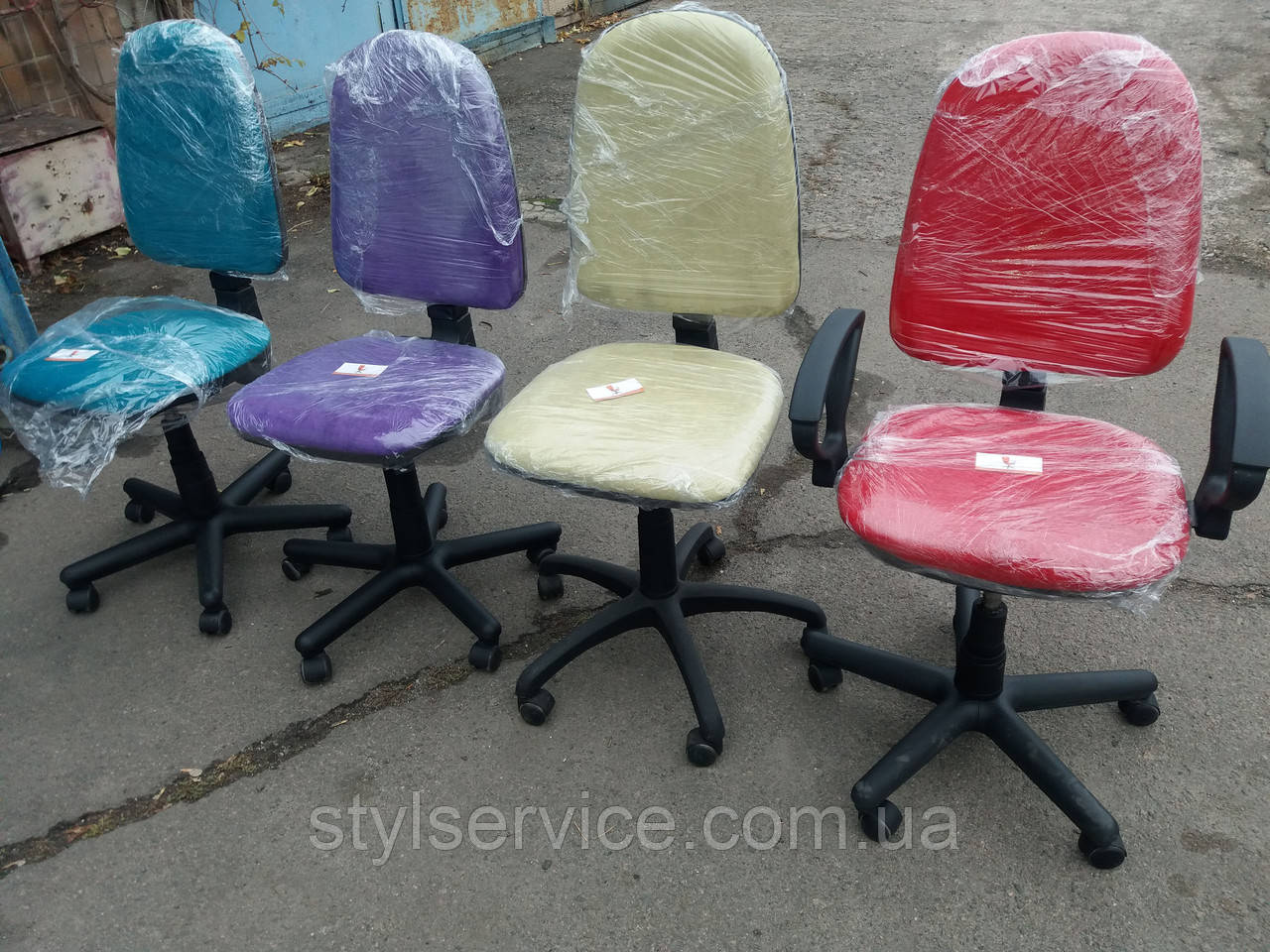 Кресло офисное б/у. Цвет в ассортименте. - фото 1 - id-p617821461