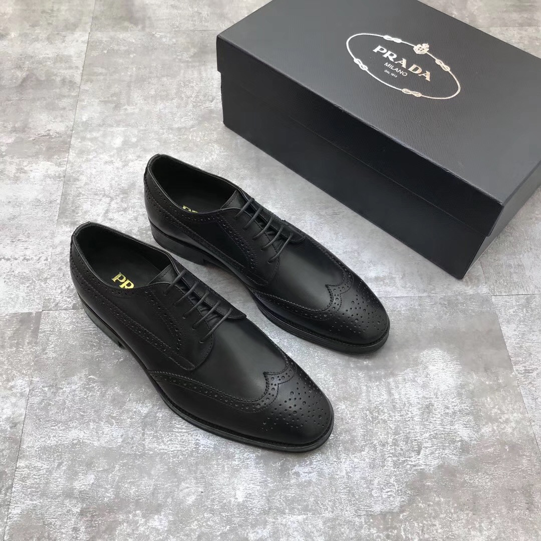 Чорні чоловічі броги