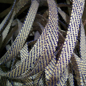 Декоративна стрічка (джутова), 12 мм, S-візерунок. Фіолетовий