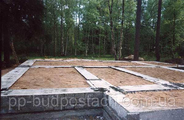 Як побудувати мелкозаглубленний фундамент стрічкового типу