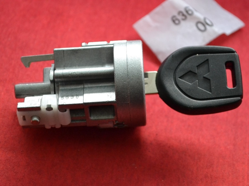 Замок запалювання Mitsubishi Lanser, Outlander, ASX