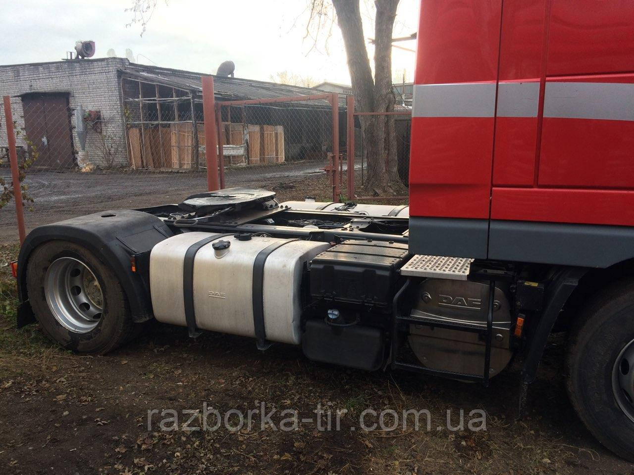 Паливний бак на DAF XF 105