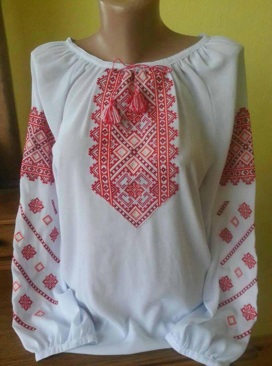 Вишиванка жіноча