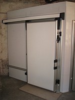 Відкотні холодильні двері 1400х2000