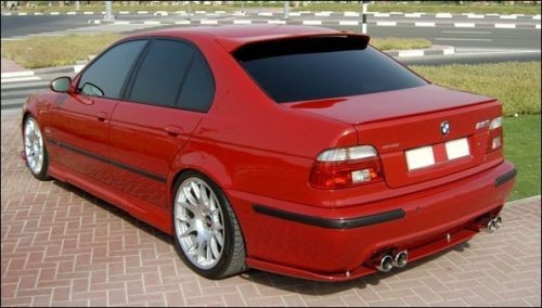 НАКЛАДКА НА ЗАДІЙ БАМПЕР BMW E39 M5